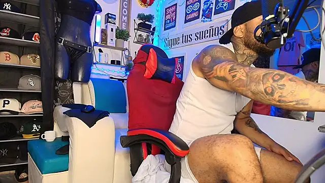 Leenar Key online show from 03/06/26, 02:56