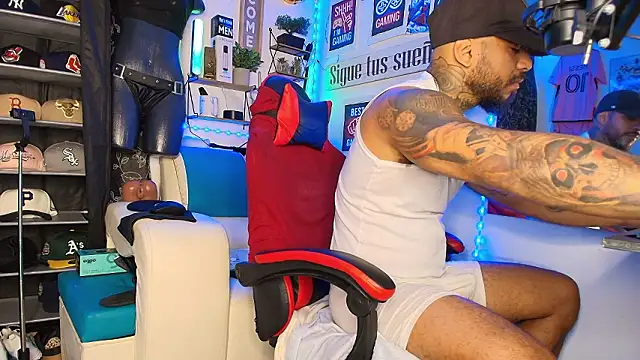 Leenar Key online show from 03/15/26, 10:00