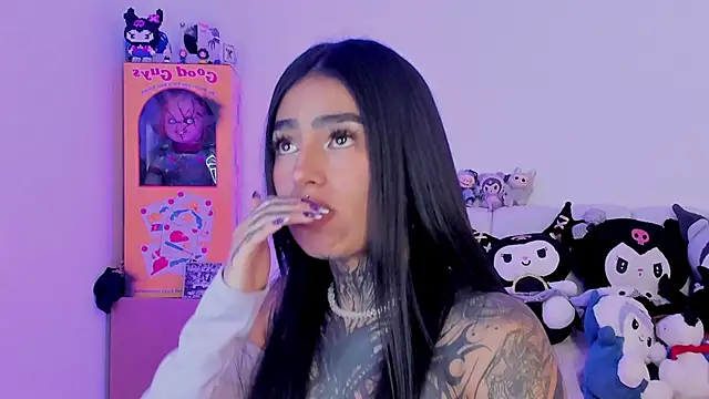 shadowcatt  online show from 11/25/25, 07:14