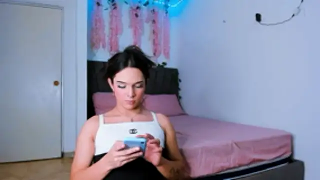 alexaryderr online show from 12/20/25, 06:16