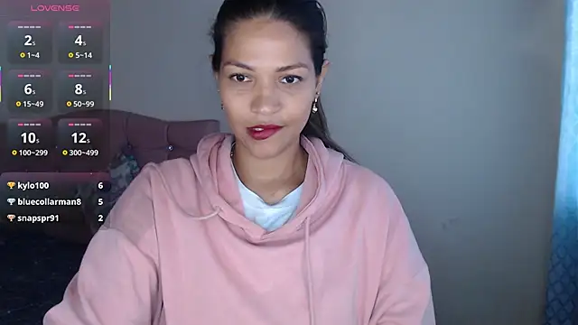 makennaa  online show from 11/04/25, 11:03