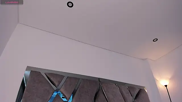 samaay07  online show from 04/10/26, 08:49