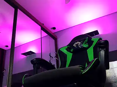 Ale Mineiro online show from 03/30/26, 08:05