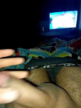 slawlargo01 online show from 04/19/26, 08:37