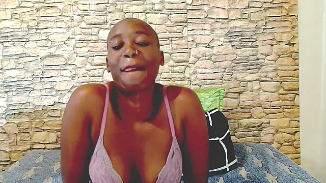 EbonyOlive69 online show from 05/04/26, 09:23