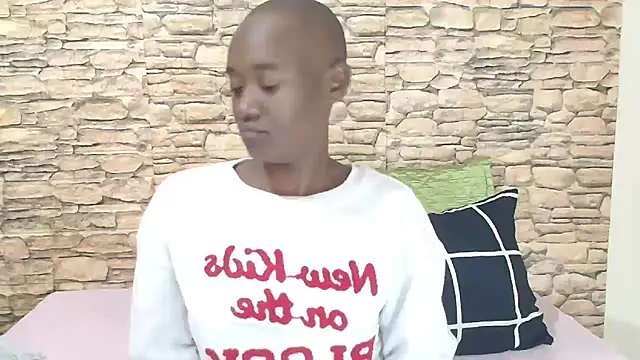 EbonyOlive69 online show from 06/12/26, 05:21