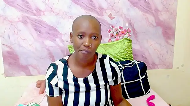 Snapshot of EbonyOlive69 chatting on 01/19/26, 02:59 EbonyOlive69 online show from 01/19/26, 02:59