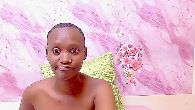 Snapshot of EbonyOlive69 chatting on 01/11/26, 05:31 EbonyOlive69 online show from 01/11/26, 05:31