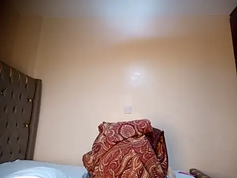 Pretty tiffany online show from 11/22/25, 10:36