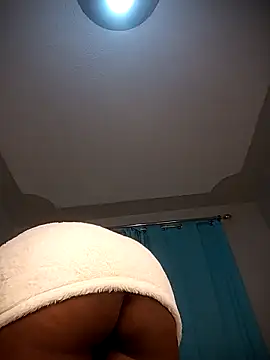 Pretty tiffany online show from 03/03/26, 03:30