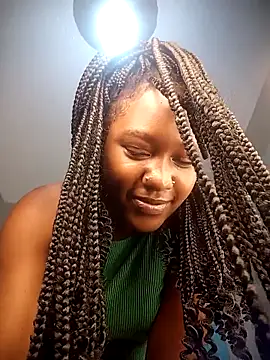 Pretty tiffany online show from 03/05/26, 11:29