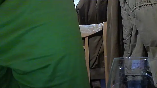 Snapshot of mmoiblack chatting on 09/20/25, 10:04 mmoiblack online show from 09/20/25, 10:04