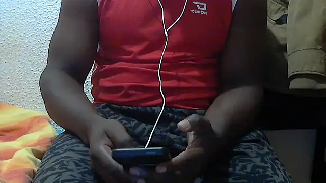 Snapshot of mmoiblack chatting on 01/13/26, 02:10 mmoiblack online show from 01/13/26, 02:10