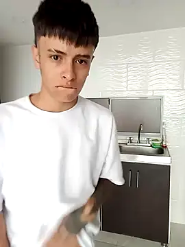 Snapshot of Cuervo_maniaco chatting on 12/06/24, 01:38 Cuervo maniaco online show from 12/06/24, 01:38