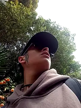 Snapshot of Cuervo_maniaco chatting on 02/14/25, 03:36 Cuervo maniaco online show from 02/14/25, 03:36