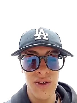 Snapshot of Cuervo_maniaco chatting on 02/26/25, 04:27 Cuervo maniaco online show from 02/26/25, 04:27