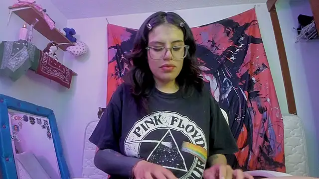 Lucyfx666 online show from 06/02/26, 04:23
