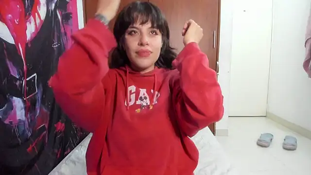 Snapshot of Lucyfx666 chatting on 01/07/26, 10:48 Lucyfx666 online show from 01/07/26, 10:48