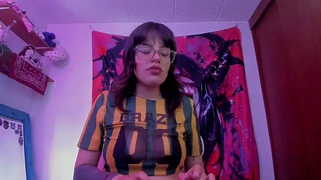 Lucyfx666 online show from 05/29/26, 05:19