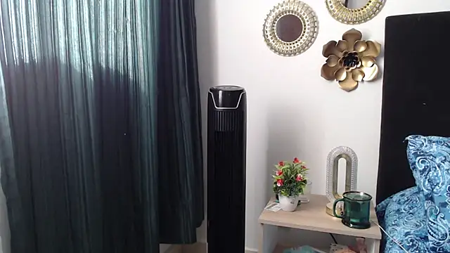 TatianaMonteross online show from 03/10/26, 08:24