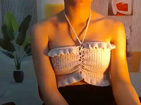 Snapshot of Jikey98 chatting on 11/28/25, 12:44 Jikey98 online show from 11/28/25, 12:44