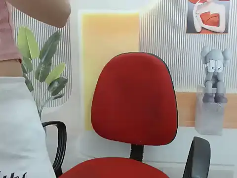 Snapshot of Jikey98 chatting on 11/25/25, 12:55 Jikey98 online show from 11/25/25, 12:55