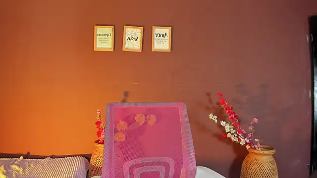 wini fer online show from 11/20/25, 02:18