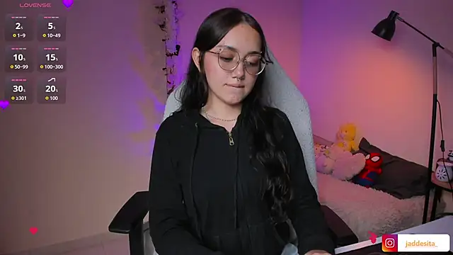 suzumi   online show from 03/26/26, 04:22