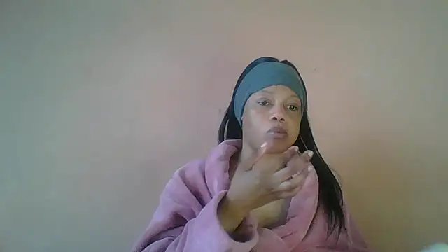 NAUGHTYSHALOTXX online show from 06/04/26, 09:25