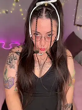 Mizztikaa online show from 06/06/26, 10:37