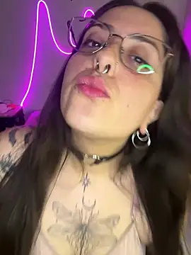 Mizztikaa online show from 02/26/25, 03:35