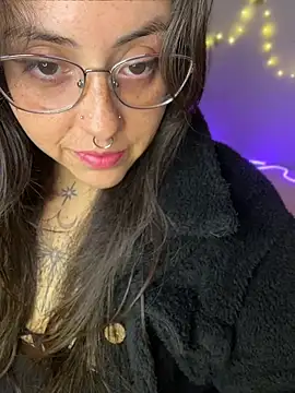 Mizztikaa online show from 04/28/26, 06:12