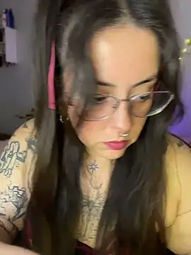 Mizztikaa online show from 04/12/26, 12:03