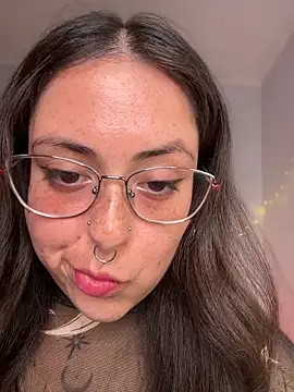 Mizztikaa online show from 05/13/26, 06:48