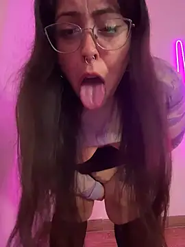 Mizztikaa online show from 04/06/26, 07:04