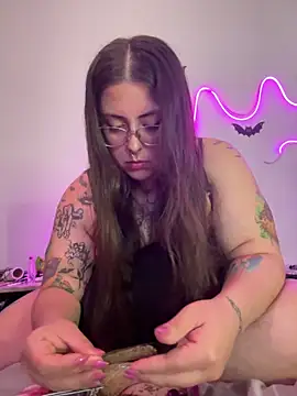 Mizztikaa online show from 03/09/25, 12:21