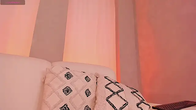 morganlake  online show from 04/15/26, 03:45