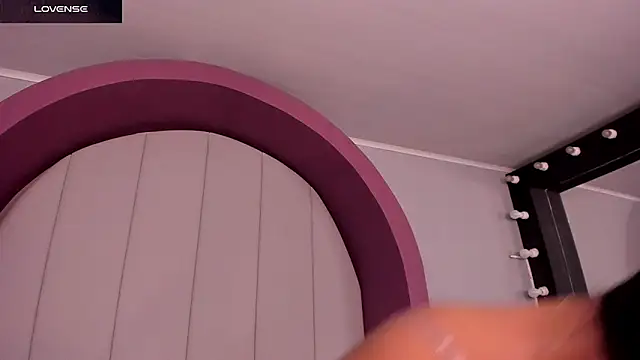 morganlake  online show from 11/13/25, 03:43