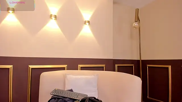 morganlake  online show from 03/08/26, 03:43