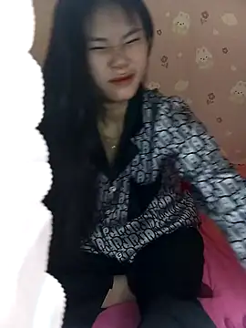 Alissa 121 online show from 12/16/24, 01:22