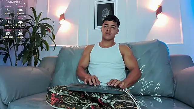 Rob saenz  online show from 12/01/25, 11:11