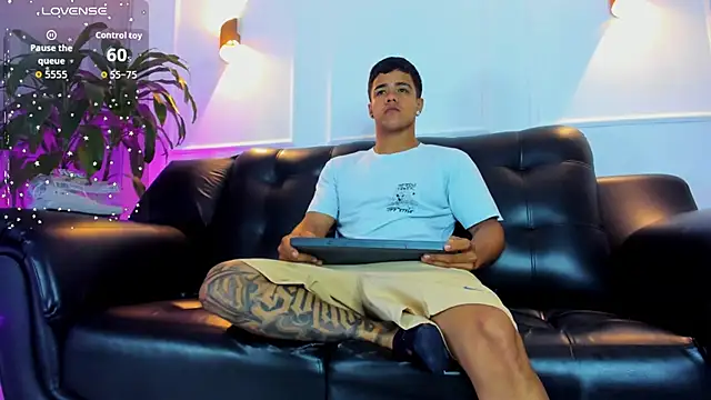 Rob saenz  online show from 11/04/25, 11:36