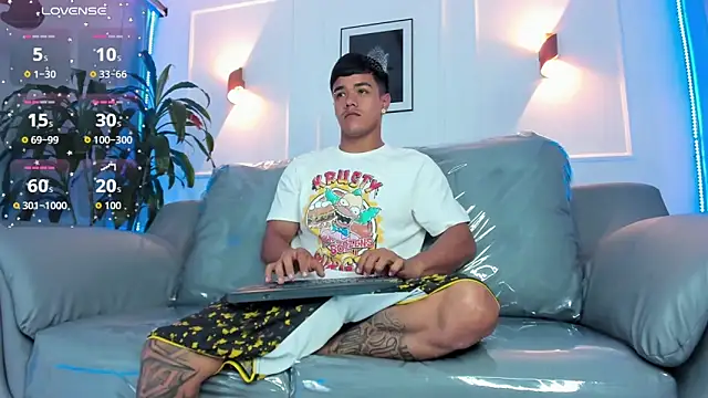 Rob saenz  online show from 11/29/25, 10:37