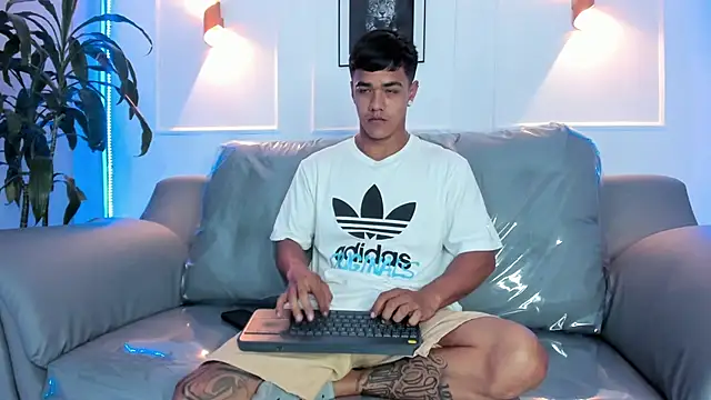 Rob saenz  online show from 11/27/25, 12:49