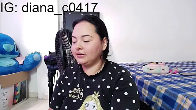 Snapshot of leoytessa_10 chatting on 11/13/25, 12:42 leoytessa 10 online show from 11/13/25, 12:42