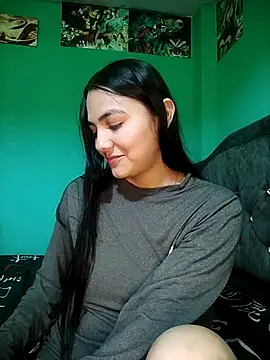 Nahiara velez online show from 04/18/26, 10:43