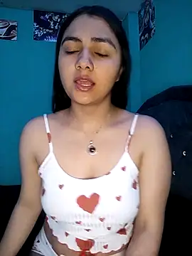 Nahiara velez online show from 03/07/26, 05:07