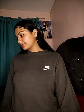 Nahiara velez online show from 02/26/25, 05:35