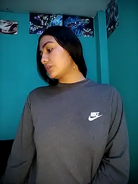 Nahiara velez online show from 12/22/25, 11:27