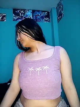 Nahiara velez online show from 12/19/25, 12:14